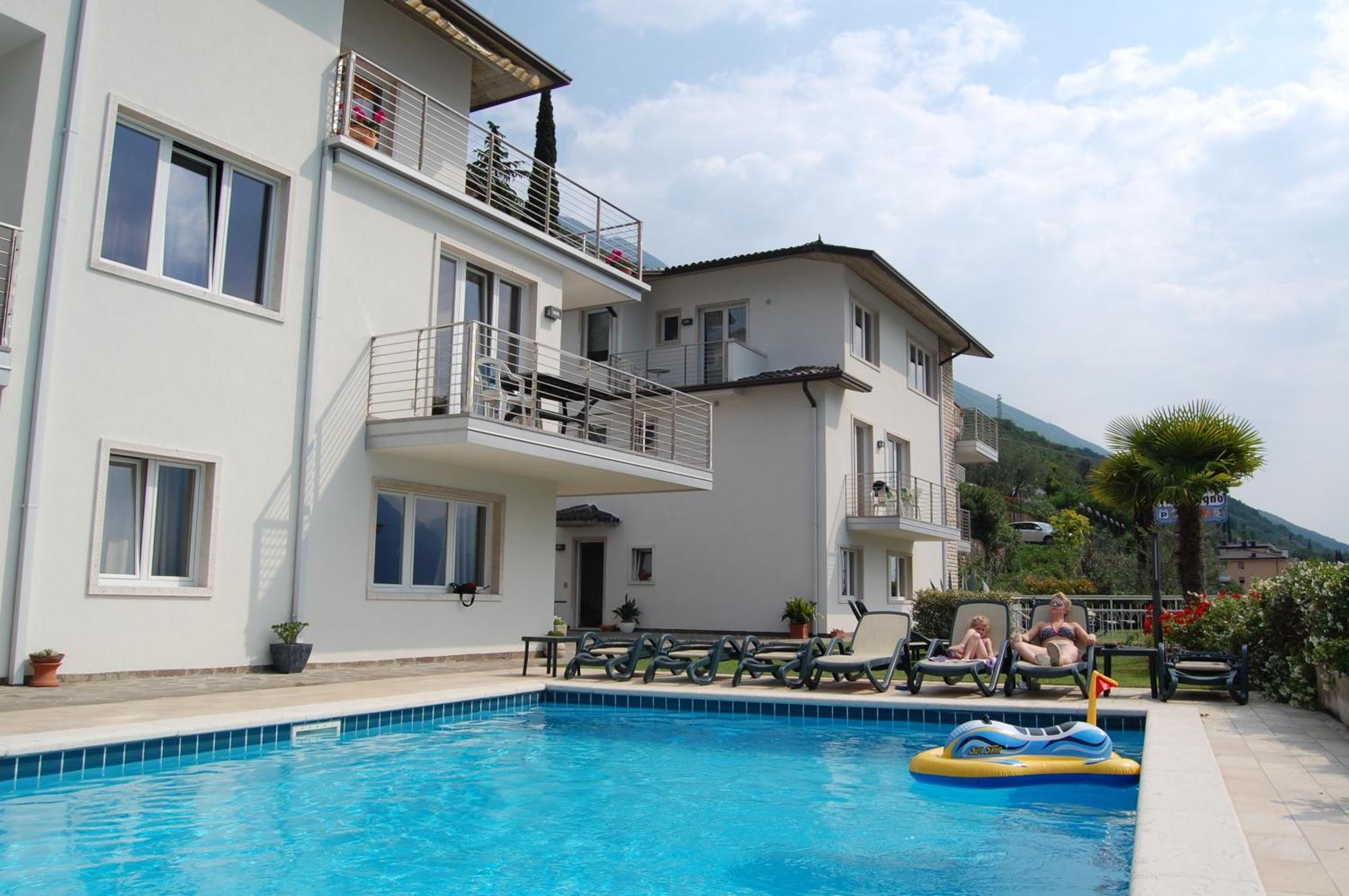 Aparthotel Sogno 3*